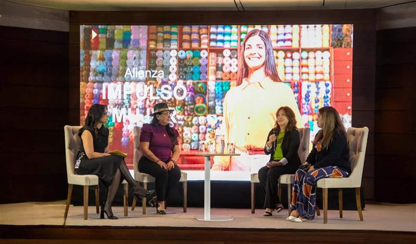 “Impulso Mujer”: liderando el futuro digital de las emprendedoras en Ecuador “Impulso Mujer”: liderando el futuro digital de las emprendedoras en Ecuador