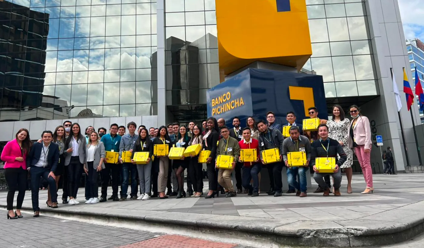 Futuros Líderes Tech: una apuesta por jóvenes talentos expertos en programación Futuros Líderes Tech: una apuesta por jóvenes talentos expertos en programación